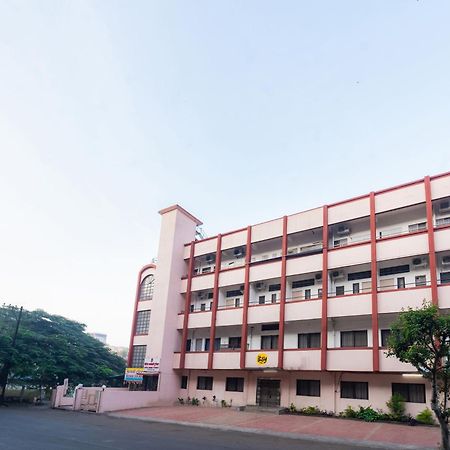 Itsy Hotels Mansi ناسيك المظهر الخارجي الصورة