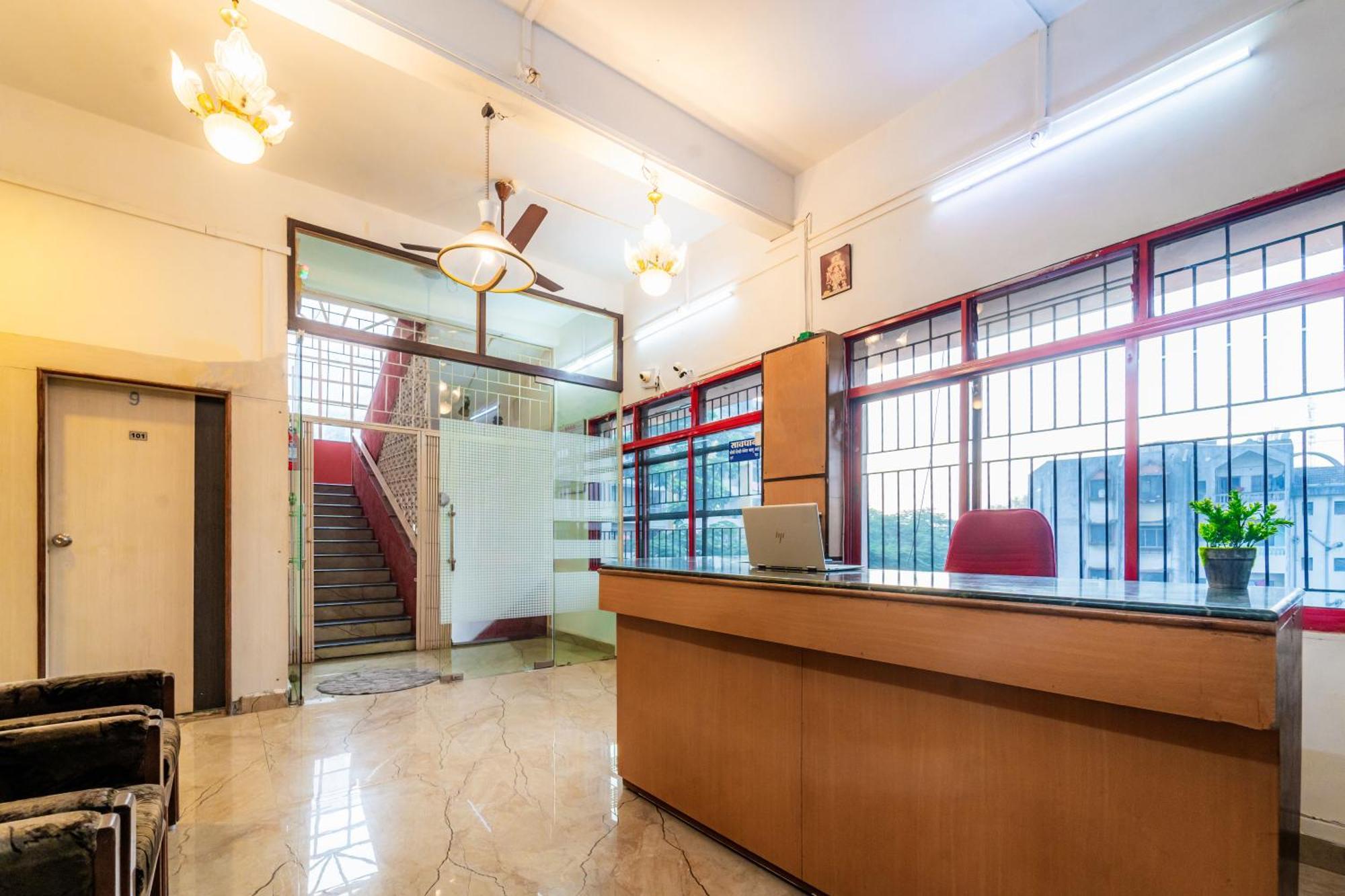 Itsy Hotels Mansi ناسيك المظهر الخارجي الصورة